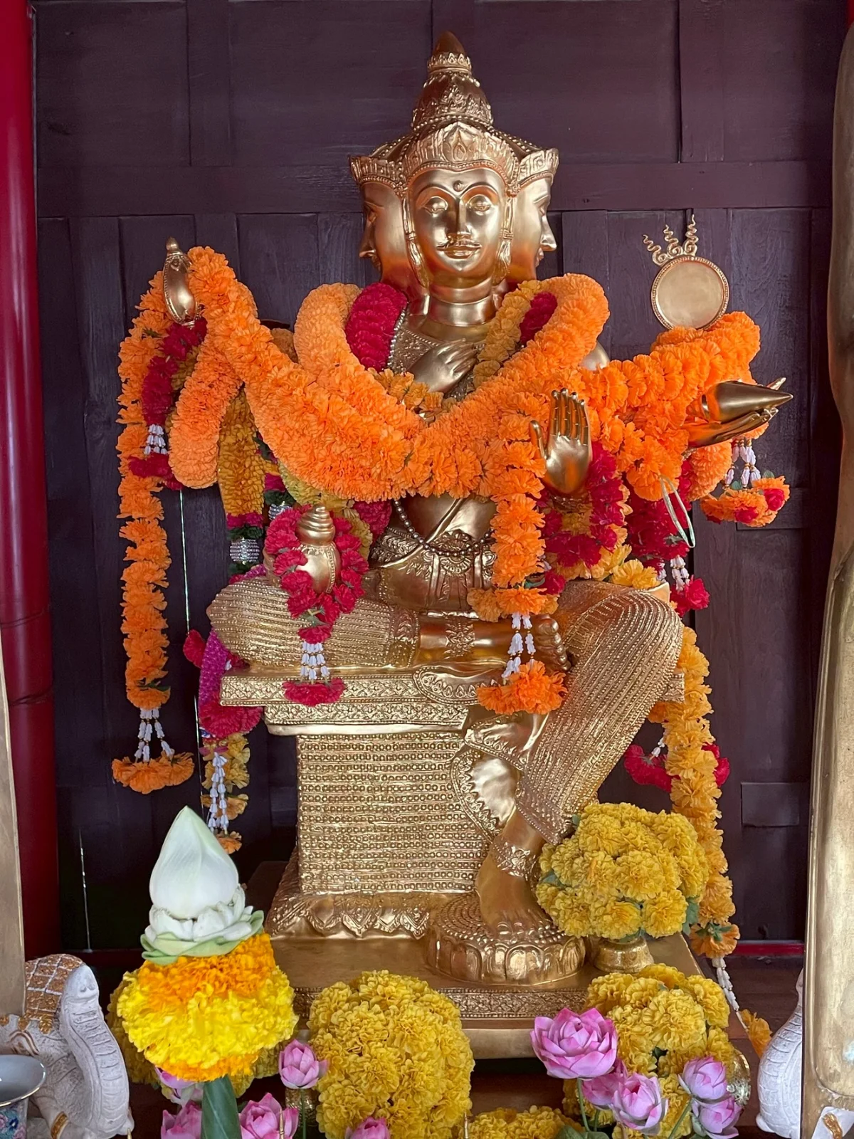 พระพรหม วัดชินวราราม